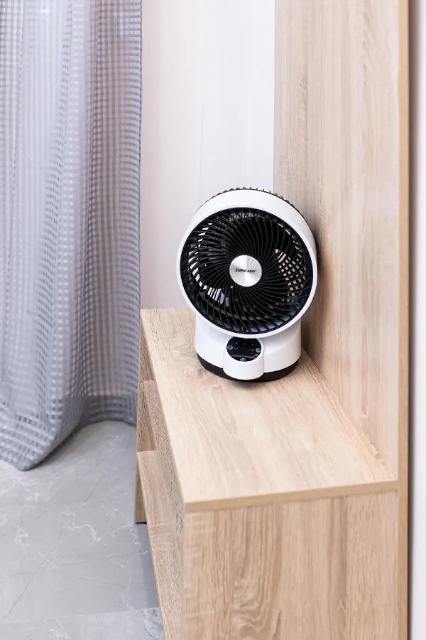 Luxury Downtown Apartment E1 테살로니키